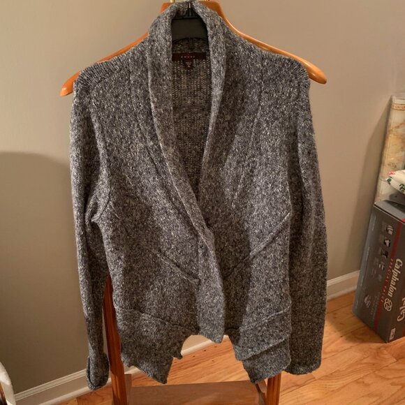 *HP*  Fever soft and warm grey sweater - Picture 2 of 9